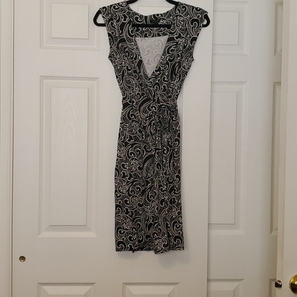 Ann Taylor black & white wrap dress